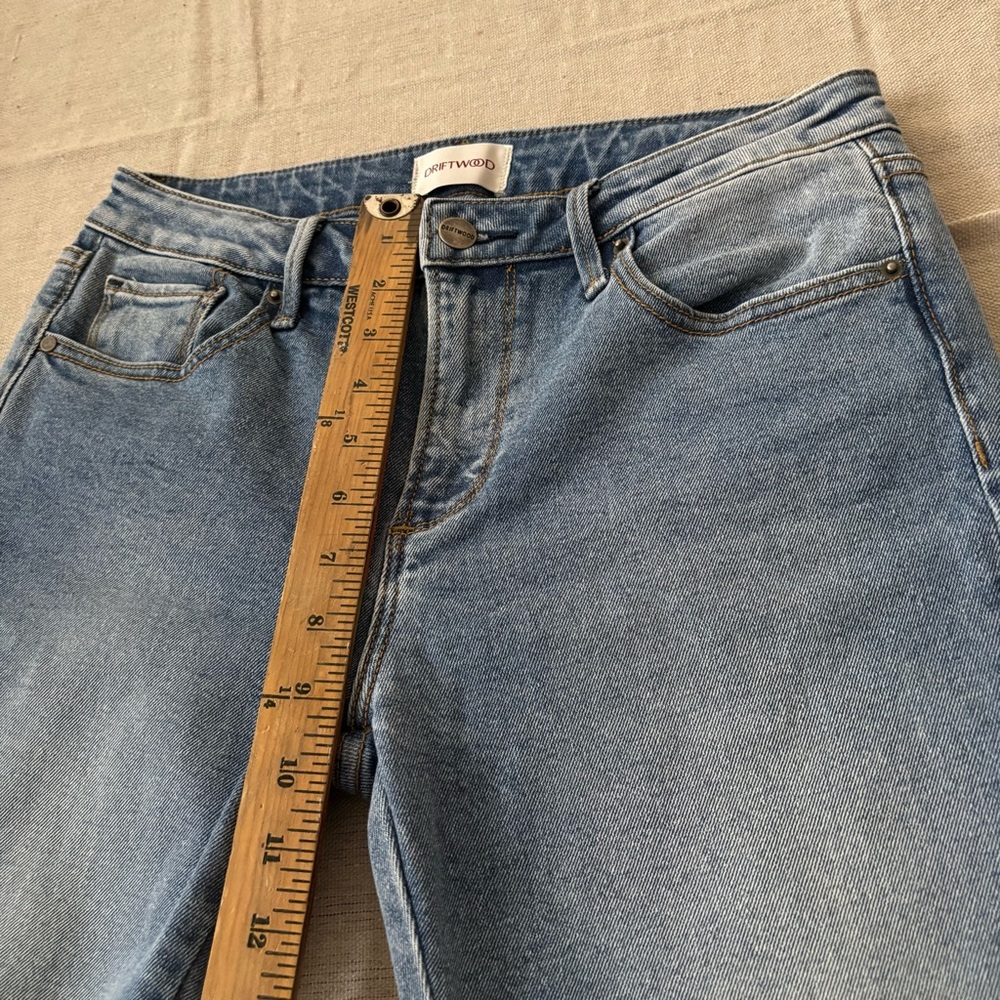 Driftwood Colette Floral Embroidered Jeans Cuffed Cropped Boho Womens Size 27 - Picture 11 of 12